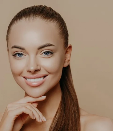 Cresce o número de adolescentes em busca de plástica durante férias escolares