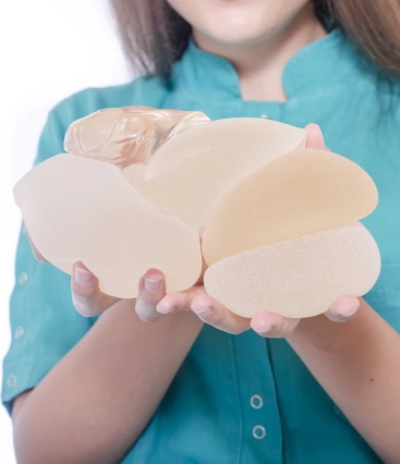 Prótese de silicone: quanto tempo dura e quando substituir